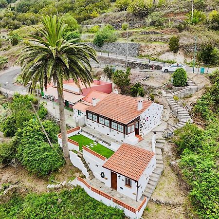 Holiday House Cruz De Tierno Agulo Esterno foto