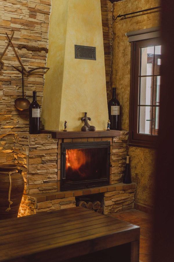 Holiday House Cruz De Tierno Agulo Esterno foto