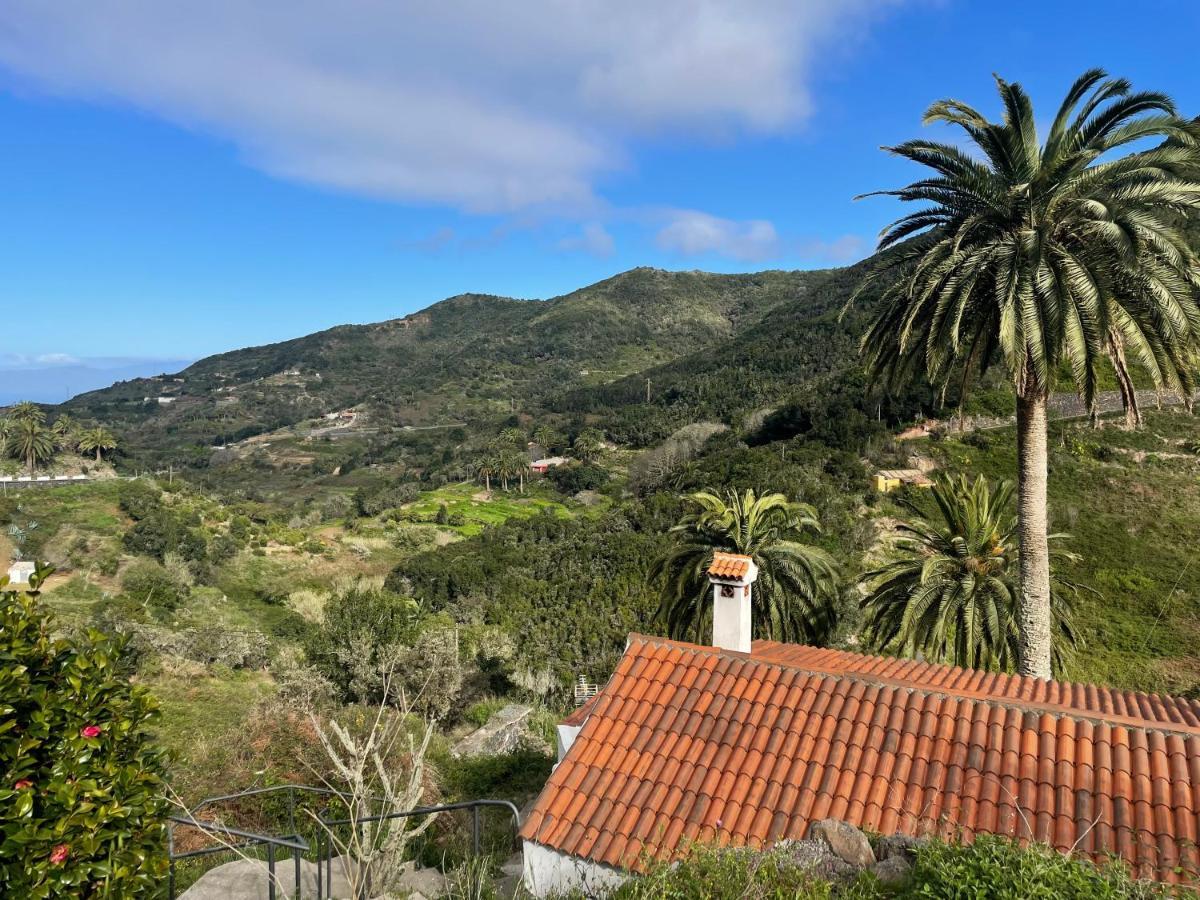 Holiday House Cruz De Tierno Agulo Esterno foto